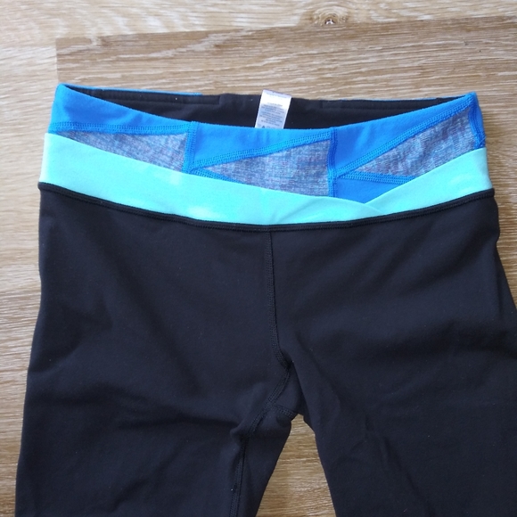 Ivivva By lululemon Girls Reversible pants 12 - Picture 4 of 8
